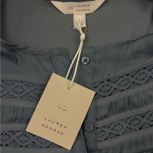 LC Lauren Conrad Light Blue Blouse - Picture 4 of 5